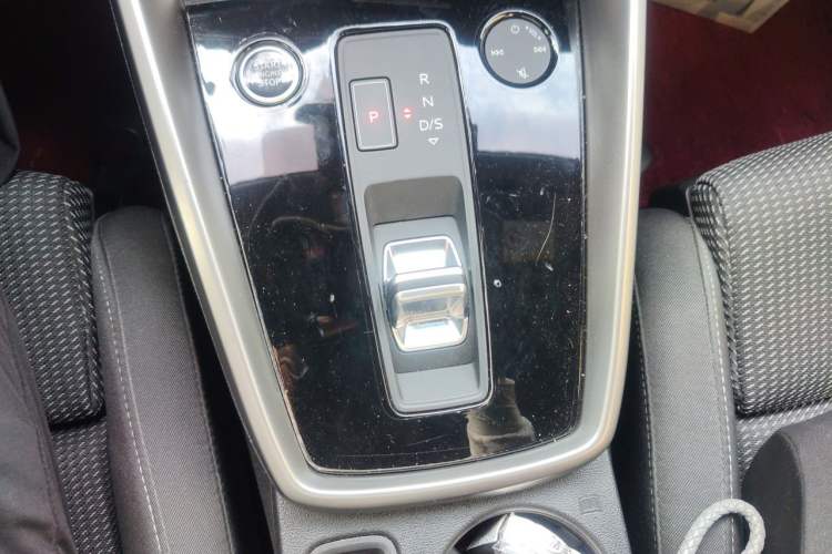 Used Audi A3 2023 Restyled Sportback 35 TFSI Progressive Sport Edition Gear Lever