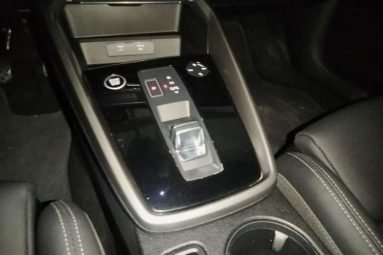 Used Audi A3 2023 Restyled A3L Limousine 35 TFSI Fashion Sport Edition Gear Lever