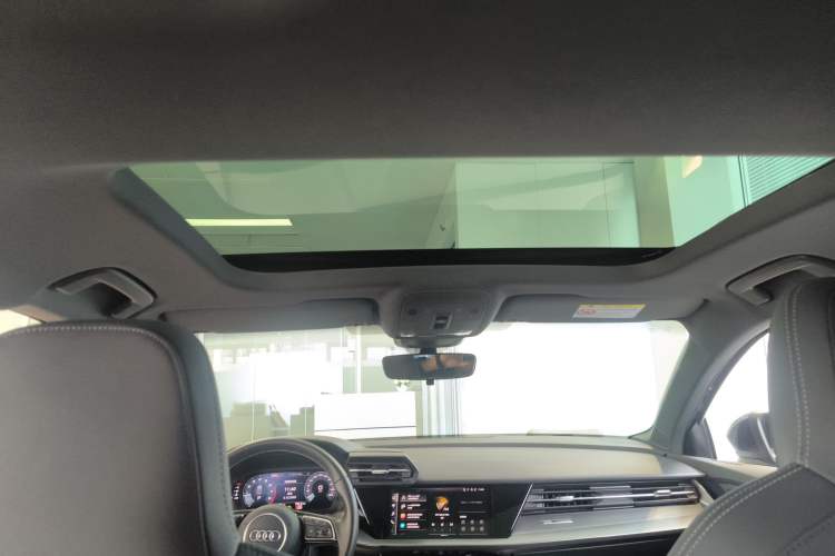 Used Audi A3 2023 Restyled A3L Limousine 35 TFSI Fashion Sport Edition Headliner