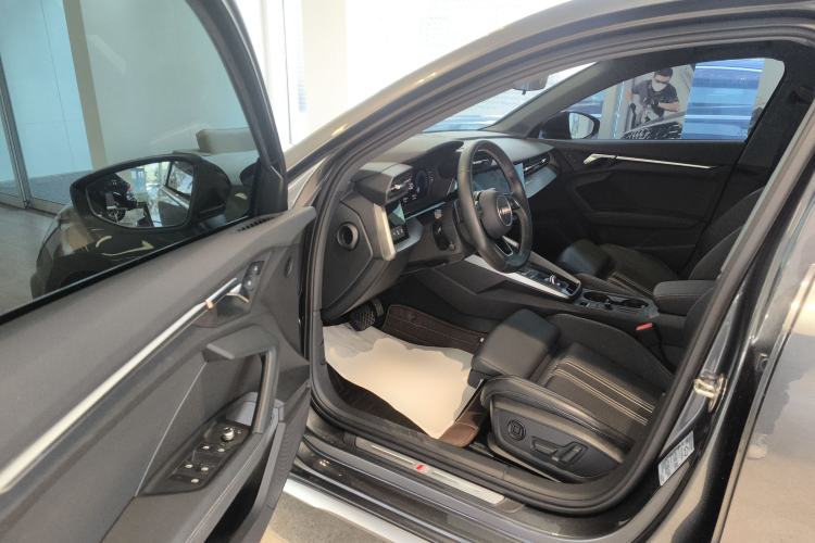 Used Audi A3 2023 Restyled A3L Limousine 35 TFSI Fashion Sport Edition Interior 3