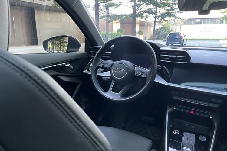 Used Audi A3 2023 Restyled A3L Limousine 35 TFSI Fashion Sport Edition Interior 3