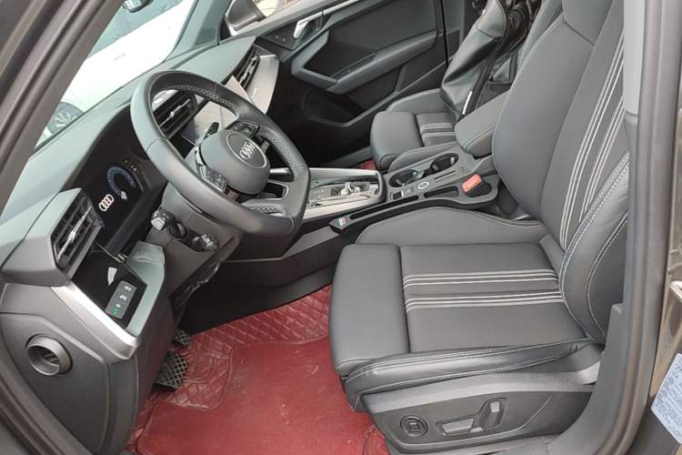 Used Audi A3 2023 Restyled A3L Limousine 35 TFSI Fashion Sport Edition Left Front Seat