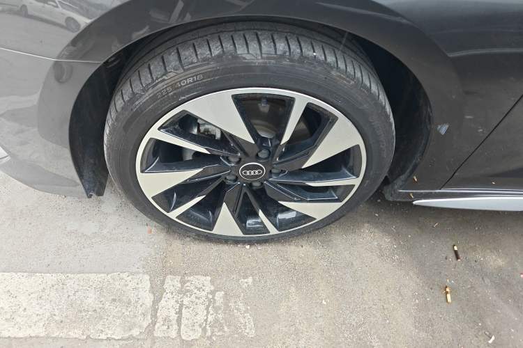 Used Audi A3 2023 Restyled A3L Limousine 35 TFSI Fashion Sport Edition Left Front Wheel Hub