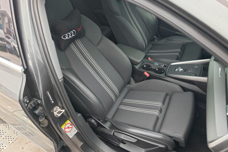 Used Audi A3 2023 Restyled A3L Limousine 35 TFSI Fashion Sport Edition Right Front Seat