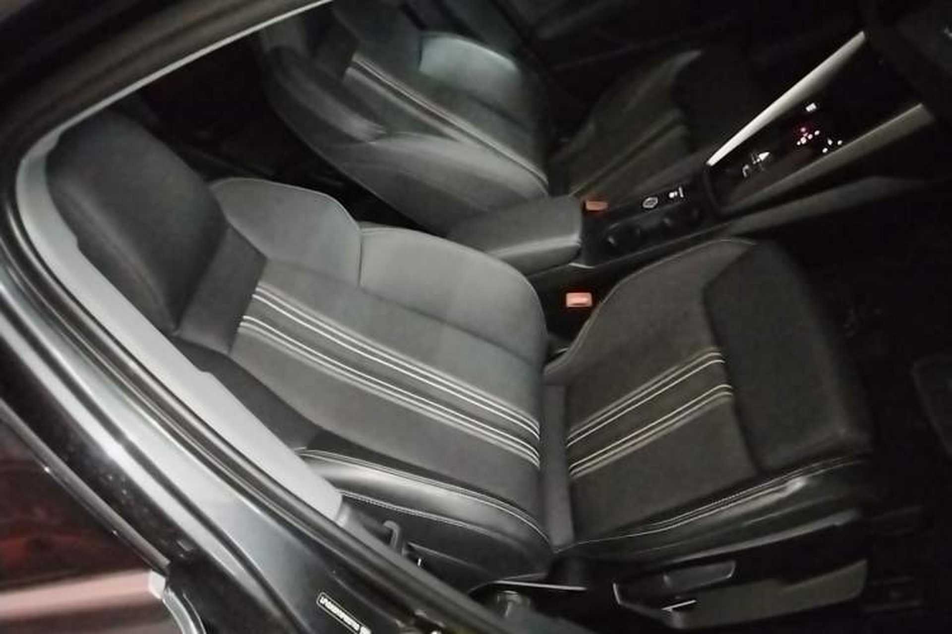 Used Audi A3 2023 Restyled A3L Limousine 35 TFSI Fashion Sport Edition Right Front Seat