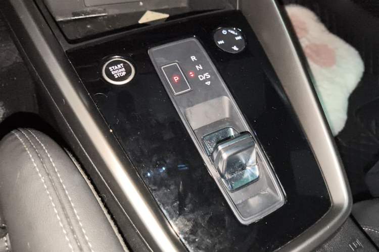 Used Audi A3 2023 A3L Limousine 35 TFSI Fashion Sport Model Gear Lever