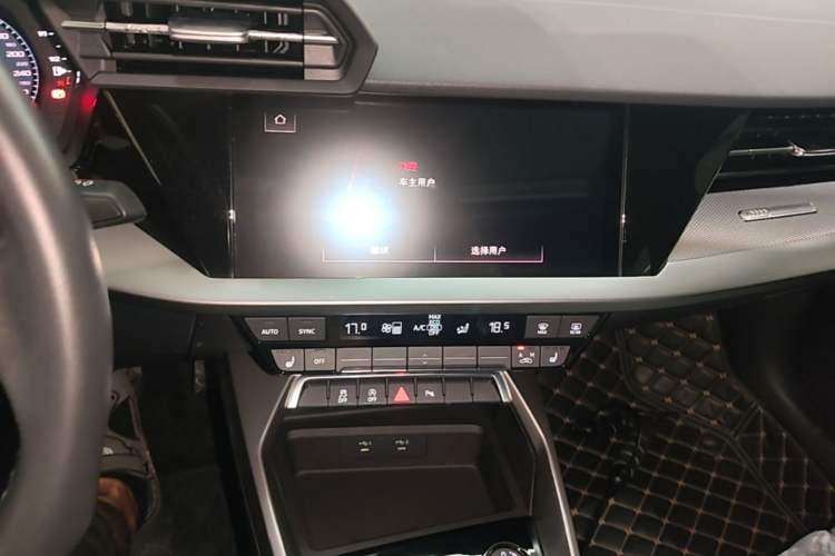 Used Audi A3 2023 A3L Limousine 35 TFSI Fashion Sport Model Audio And AC Panel