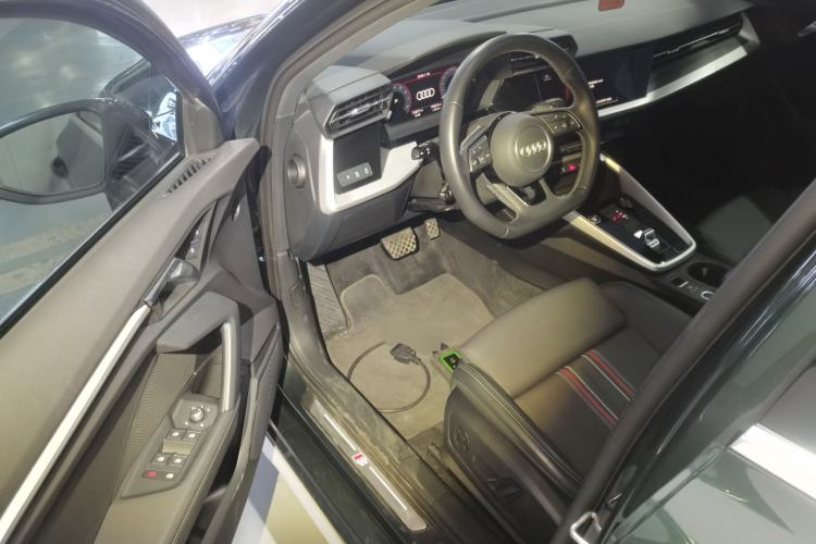 Used Audi A3 2023 Sportback 35 TFSI Fashionable Sports Model Driver Seat