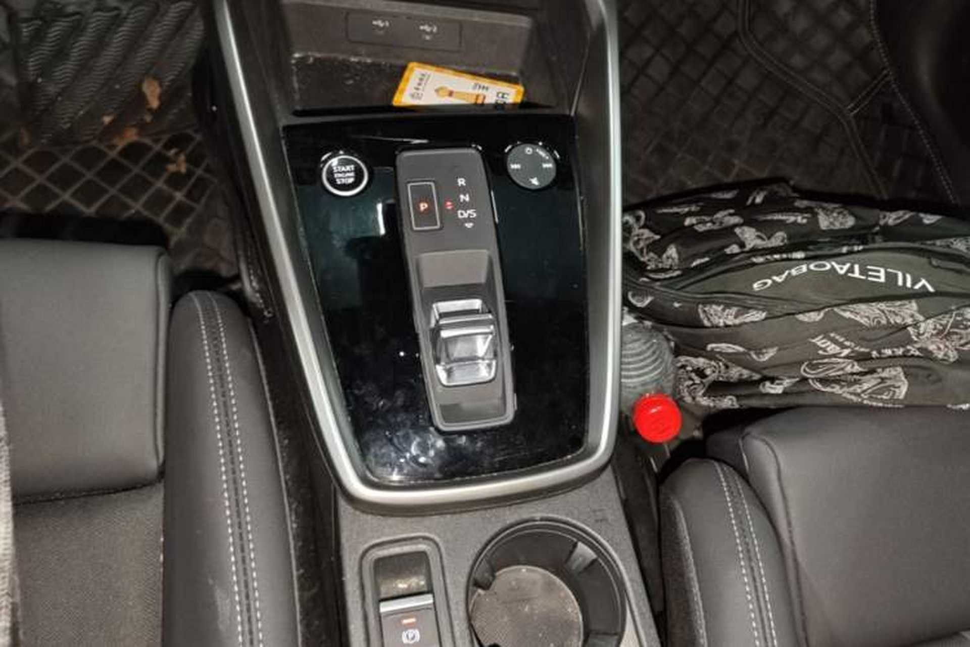 Used Audi A3 2023 Sportback 35 TFSI Fashionable Sports Model Gear Lever