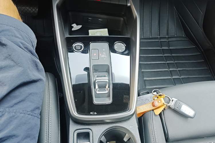 Used Audi A3 2023 Restyled A3L Limousine 35 TFSI Fashion Sport Edition Gear Lever
