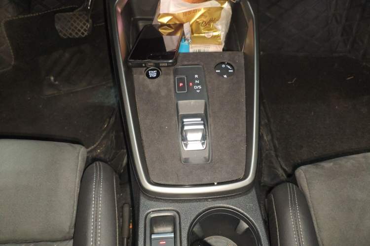 Used Audi A3 2023 Updated Sportback 35 TFSI Luxury Sports Edition Gear Lever