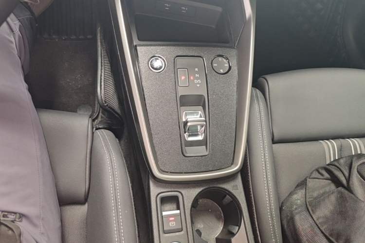 Used Audi A3 2023 A3L Limousine 35 TFSI Fashion Sport Model Gear Lever