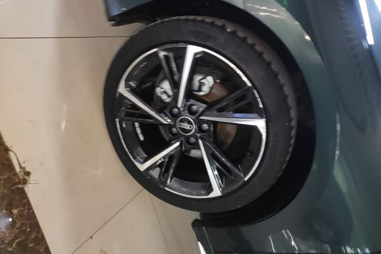 Used Audi A3 2023 Updated Sportback 35 TFSI Stylish Sports Type Left Front Wheel Hub