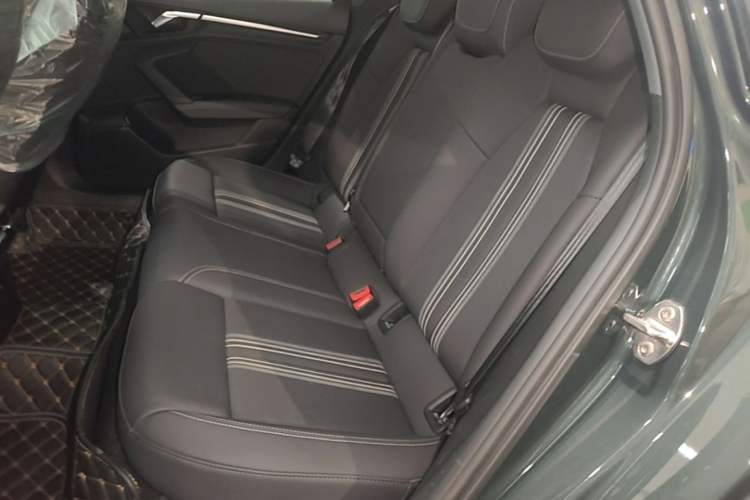 Used Audi A3 2023 A3L Limousine 35 TFSI Fashion Sport Model Left Rear Seat