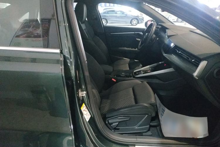 Used Audi A3 2023 Restyled A3L Limousine 35 TFSI Fashionable and Elegant Version Right Front Seat