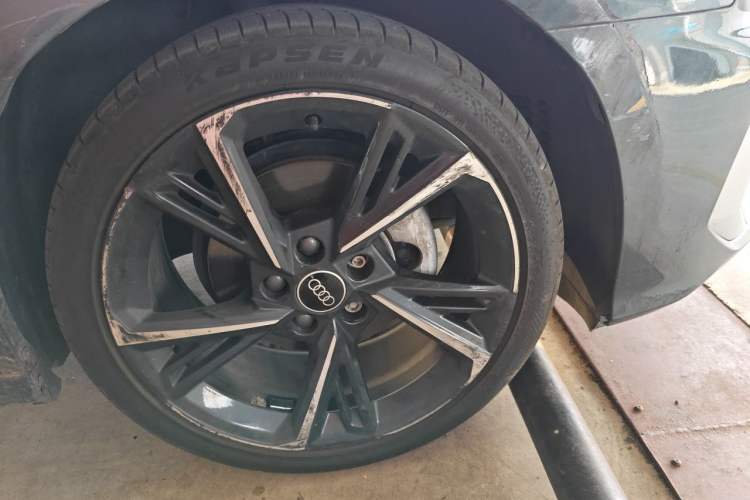 Used Audi A3 2023 Updated Sportback 35 TFSI Stylish Sports Type Right Front Wheel Hub
