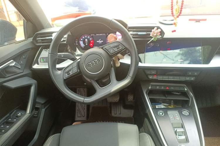 Used Audi A3 2023 A3L Limousine 35 TFSI Fashion Sport Model Steering Wheel