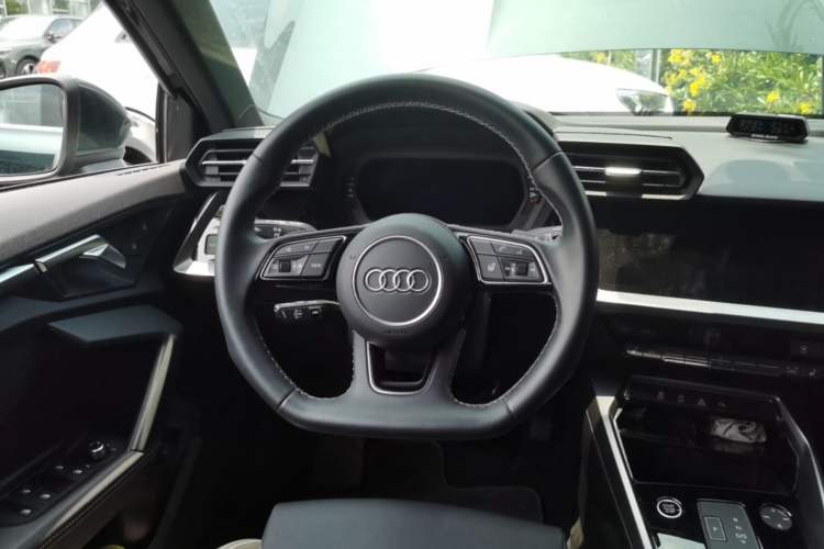 Used Audi A3 2023 Sportback 35 TFSI Fashionable Sports Model Steering Wheel