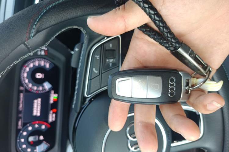 Used Audi A3 2023 A3L Limousine 35 TFSI Fashion Sport Model Vehicle Key