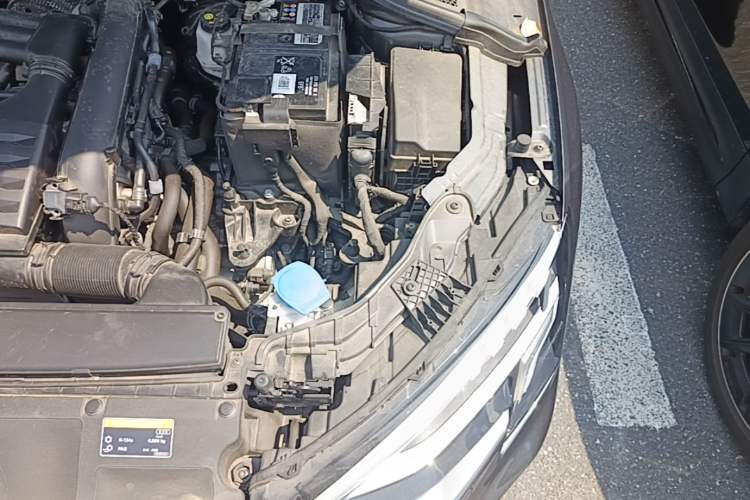 Used Audi A3 2023 Sportback 35 TFSI Fashionable Sports Model Engine Bay Left