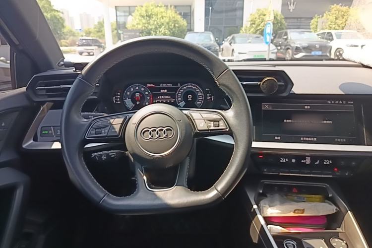 Used Audi A3 2023 Sportback 35 TFSI Fashionable Sports Model Steering Wheel