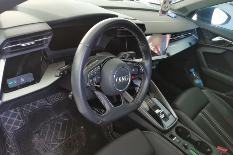 Used Audi A3 2023 Sportback 35 TFSI Fashionable Sports Model Steering Wheel
