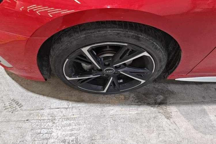 Used Audi A3 2023 Updated Sportback 35 TFSI Stylish Sports Type Left Front Wheel Hub
