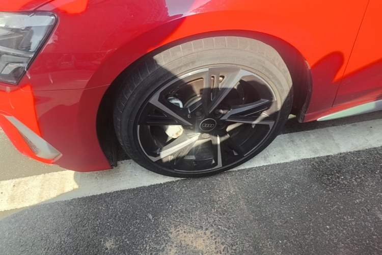 Used Audi A3 2023 Sportback 35 TFSI Fashionable Sports Model Left Front Wheel Hub