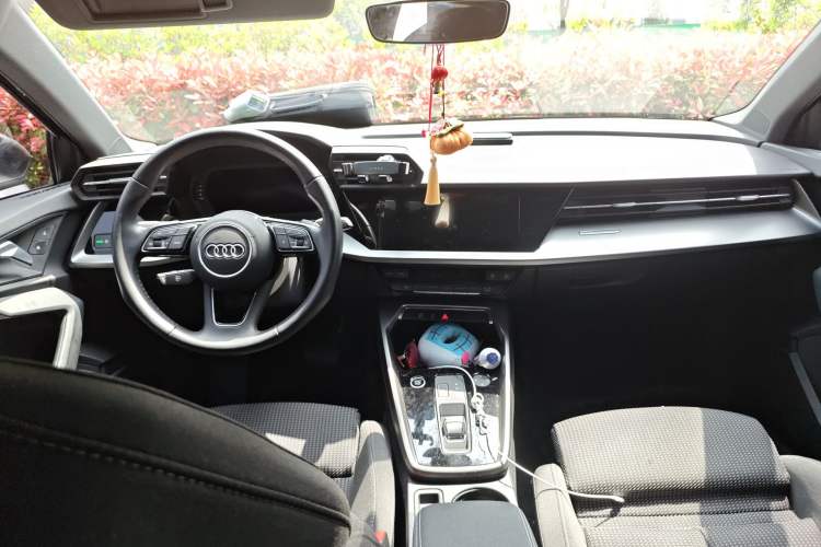 Used Audi A3 2023 Restyled Sportback 35 TFSI Progressive Sport Edition Center Console