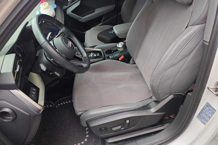 Used Audi A3 2023 A3L Limousine 35 TFSI Fashion Sport Model Left Front Seat