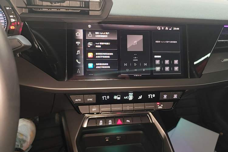 Used Audi A3 2023 Restyled A3L Limousine 35 TFSI Fashion Sport Edition Audio And AC Panel