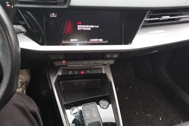 Used Audi A3 2023 Restyled A3L Limousine 35 TFSI Fashion Sport Edition Audio And AC Panel