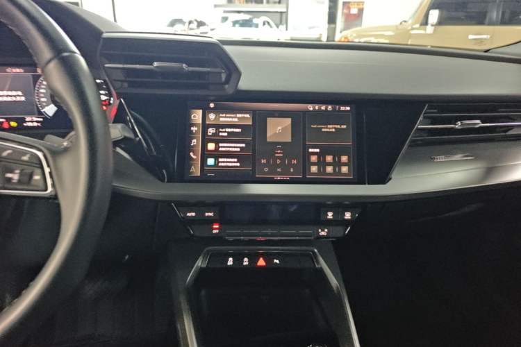 Used Audi A3 2023 Restyled A3L Limousine 35 TFSI Fashion Sport Edition Audio And AC Panel