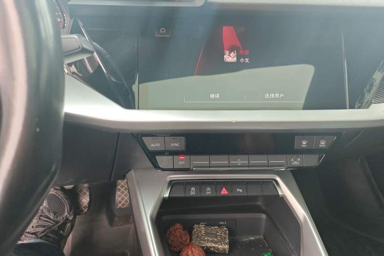 Used Audi A3 2023 Restyled A3L Limousine 35 TFSI Fashion Sport Edition Audio And AC Panel