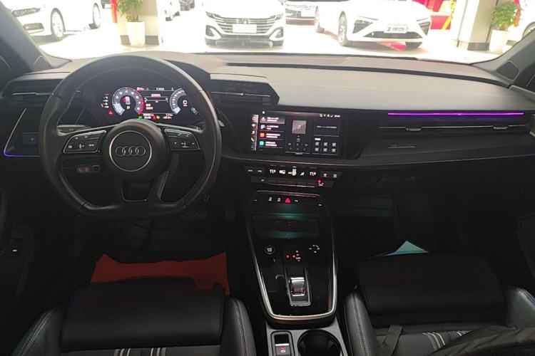 Used Audi A3 2023 Restyled A3L Limousine 35 TFSI Fashion Sport Edition Center Console
