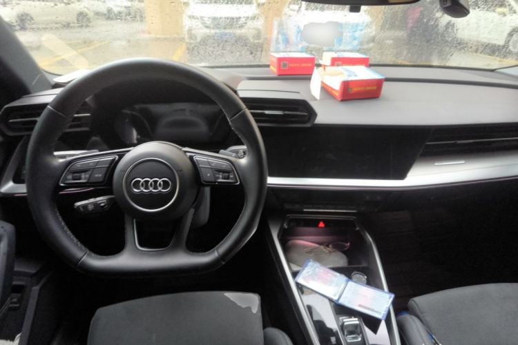 Used Audi A3 2023 Restyled A3L Limousine 35 TFSI Fashion Sport Edition Center Console