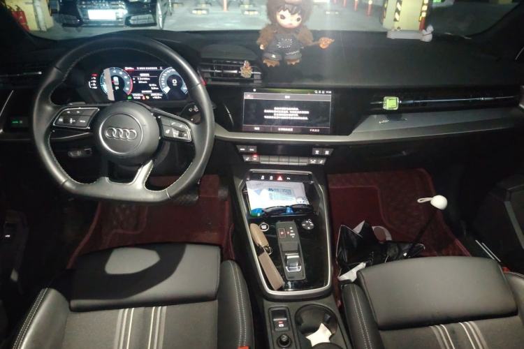 Used Audi A3 2023 Restyled A3L Limousine 35 TFSI Fashion Sport Edition Center Console
