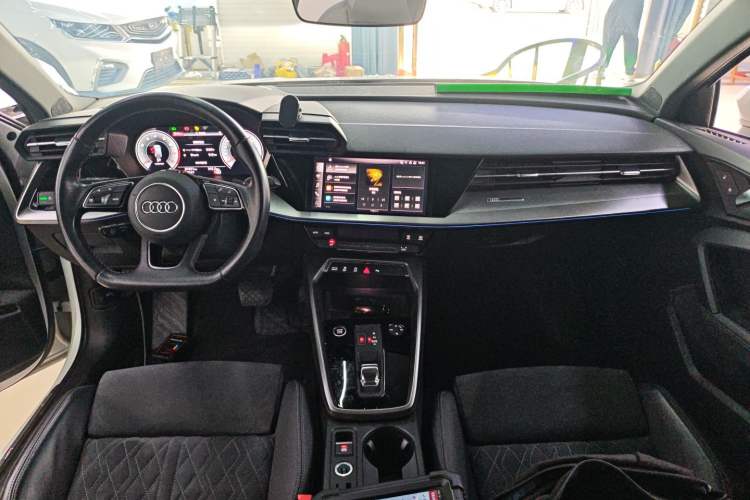 Used Audi A3 2023 Sportback 35 TFSI Luxury Sports Model Center Console