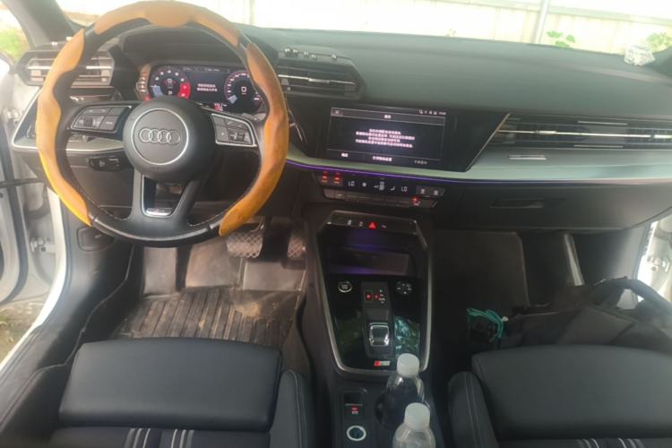 Used Audi A3 2023 Restyled A3L Limousine 35 TFSI Fashion Sport Edition Center Console