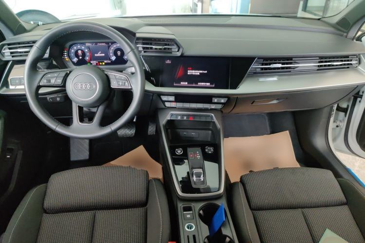 Used Audi A3 2023 Restyled Sportback 35 TFSI Progressive Sport Edition Center Console