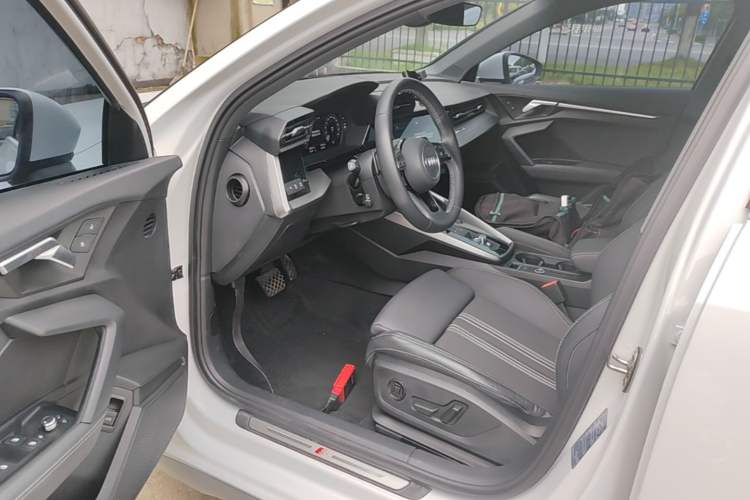 Used Audi A3 2023 Restyled A3L Limousine 35 TFSI Fashion Sport Edition Driver Seat