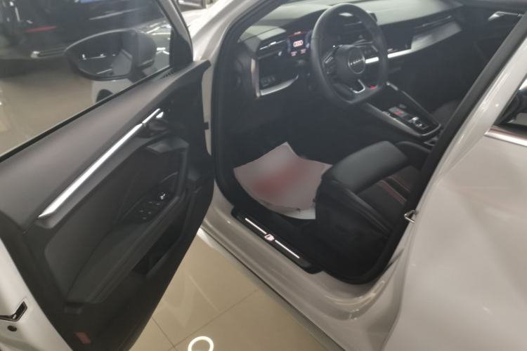 Used Audi A3 2023 Sportback 35 TFSI Fashionable Sports Model Driver Seat