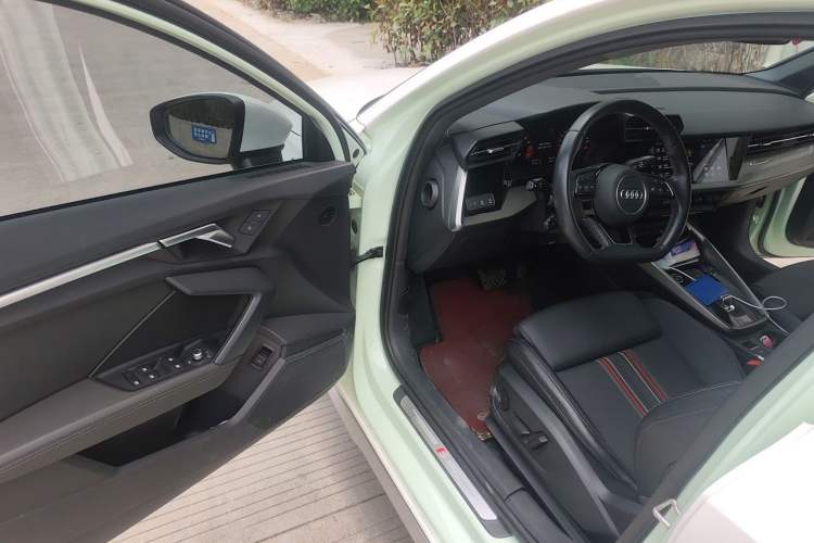 Used Audi A3 2023 Sportback 35 TFSI Fashionable Sports Model Driver Seat