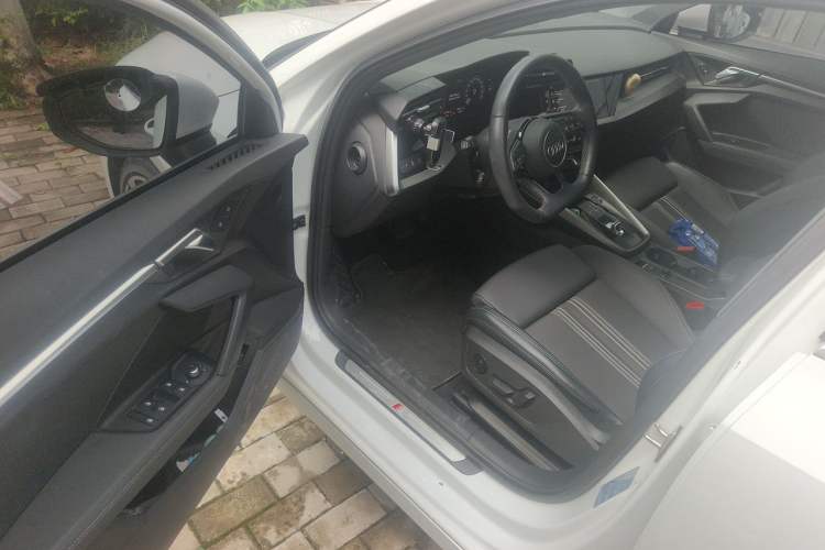 Used Audi A3 2023 Sportback 35 TFSI Fashionable Sports Model Driver Seat