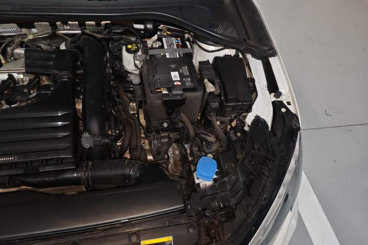 Used Audi A3 2023 A3L Limousine 35 TFSI Luxury Sport Edition Engine Bay Left
