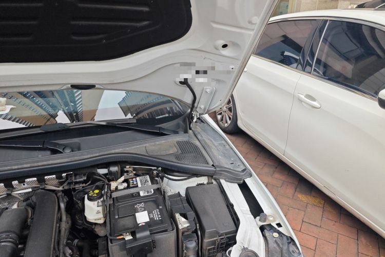 Used Audi A3 2023 Updated Sportback 35 TFSI Stylish Sports Type Engine Bay Left