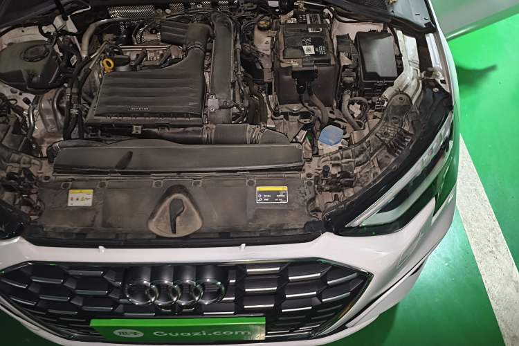 Used Audi A3 2023 Sportback 35 TFSI Fashionable Sports Model Engine Bay Left