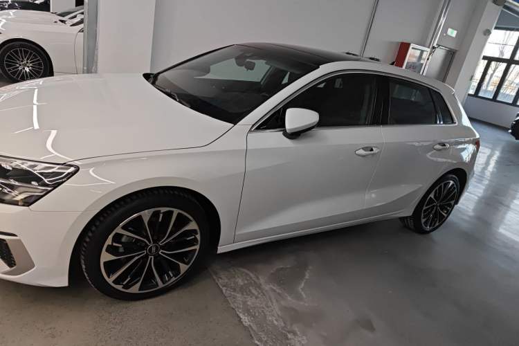 Used Audi A3 2023 Restyled Sportback 35 TFSI Luxury Prestige Edition Exterior 3
