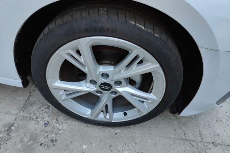 Used Audi A3 2023 Restyled Sportback 35 TFSI Fashionable and Elegant Version Exterior 7
