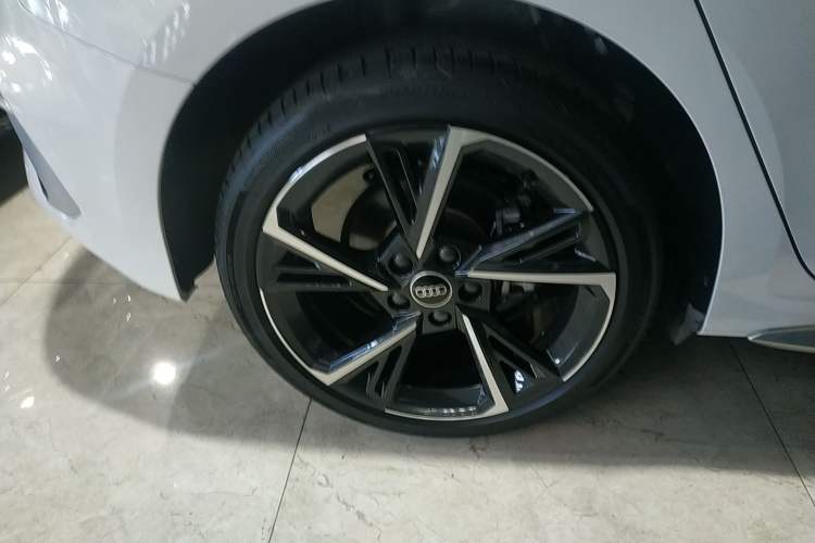 Used Audi A3 2023 Sportback 35 TFSI Fashionable Sports Model Exterior 8
